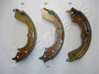JAPANPARTS GF-242AF Тормозные колодоки для TOYOTA HILUX II (Тойота/тоета Хилуx 2) JAPANPARTS GF-242AF Тормозные колодоки для TOYOTA HILUX II (Тойота/тоета Хилуx 2)
