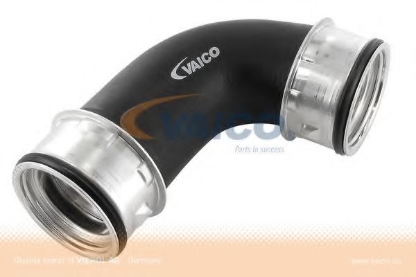VAICO V10-2862 Трубка нагнетаемого воздуха для VOLKSWAGEN JETTA I (Фольксваген Жэтта и) VAICO V10-2862 Трубка нагнетаемого воздуха для VOLKSWAGEN JETTA I (Фольксваген Жэтта и)