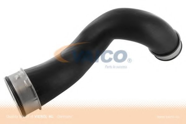 VAICO V10-2902 Трубка нагнетаемого воздуха для VOLKSWAGEN T5 CARAVELLE (Фольксваген Т5 каравелла) VAICO V10-2902 Трубка нагнетаемого воздуха для VOLKSWAGEN T5 CARAVELLE (Фольксваген Т5 каравелла)