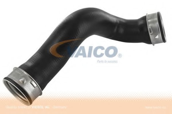 VAICO V30-1779 Трубка нагнетаемого воздуха для MERCEDES-BENZ CLK (Мэрcэдэс-бэнз Слк) VAICO V30-1779 Трубка нагнетаемого воздуха для MERCEDES-BENZ CLK (Мэрcэдэс-бэнз Слк)