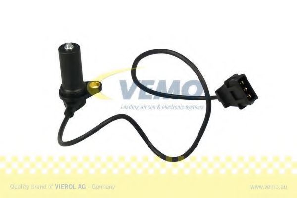 VEMO V10-72-0904 Датчик импульсов; Датчик, частота вращения; Датчик импульсов, маховик; Датчик частоты вращения, управление двигателем для VOLKSWAGEN POLO CLASSIC (Фольксваген Поло классик) VEMO V10-72-0904 Датчик импульсов; Датчик, частота вращения; Датчик импульсов, маховик; Датчик частоты вращения, управление двигателем для VOLKSWAGEN POLO CLASSIC (Фольксваген Поло классик)