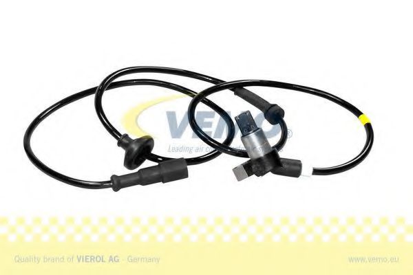 VEMO V10-72-0962 Датчик, частота вращения колеса для VOLKSWAGEN JETTA II (Фольксваген Жэтта 2) VEMO V10-72-0962 Датчик, частота вращения колеса для VOLKSWAGEN JETTA II (Фольксваген Жэтта 2)