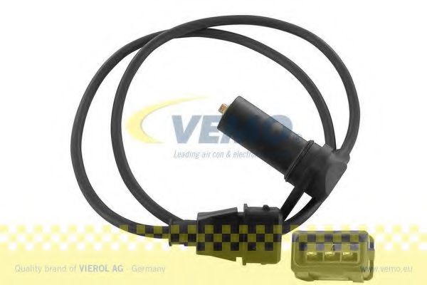 VEMO V10-72-0998 Датчик импульсов; Датчик, частота вращения; Датчик импульсов, маховик; Датчик частоты вращения, управление двигателем для AUDI 90 (Ауди 90) VEMO V10-72-0998 Датчик импульсов; Датчик, частота вращения; Датчик импульсов, маховик; Датчик частоты вращения, управление двигателем для AUDI 90 (Ауди 90)