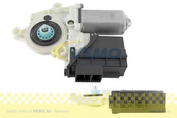 VEMO V10-05-0013 Электродвигатель, стеклоподъемник для VOLKSWAGEN POLO (Фольксваген Поло) VEMO V10-05-0013 Электродвигатель, стеклоподъемник для VOLKSWAGEN POLO (Фольксваген Поло)
