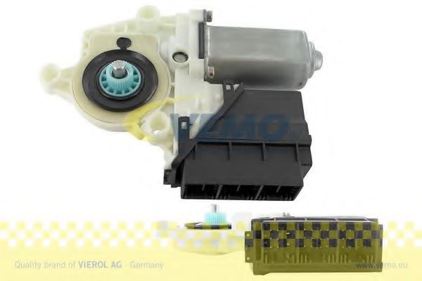VEMO V10-05-0018 Электродвигатель, стеклоподъемник для VOLKSWAGEN POLO (Фольксваген Поло) VEMO V10-05-0018 Электродвигатель, стеклоподъемник для VOLKSWAGEN POLO (Фольксваген Поло)