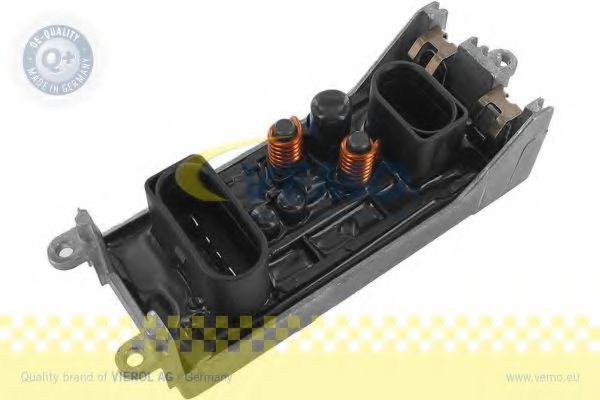 VEMO V10-79-0020 Регулятор, вентилятор салона для AUDI A8 (Ауди А8) VEMO V10-79-0020 Регулятор, вентилятор салона для AUDI A8 (Ауди А8)