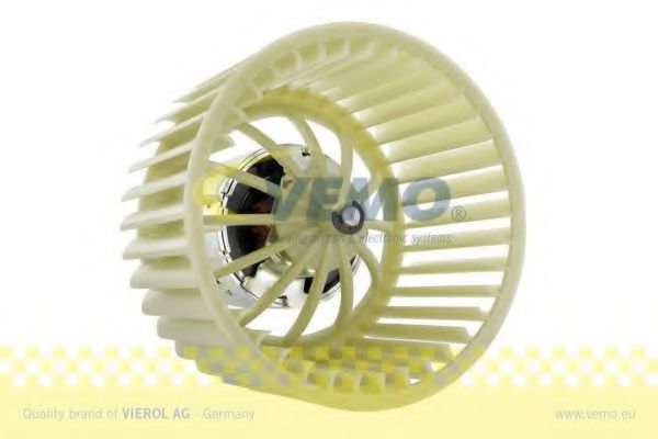 VEMO V15-03-1915 Вентилятор салона; Устройство для впуска, воздух в салоне для AUDI 100 (Ауди 100) VEMO V15-03-1915 Вентилятор салона; Устройство для впуска, воздух в салоне для AUDI 100 (Ауди 100)