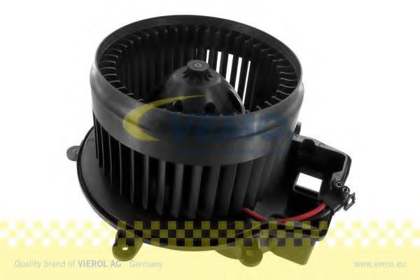 VEMO V30-03-1777 Электродвигатель, вентиляция салона для MERCEDESBENZ (Мерседес бенц) VEMO V30-03-1777 Электродвигатель, вентиляция салона для MERCEDESBENZ (Мерседес бенц)