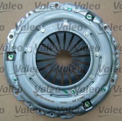 VALEO 826565 Комплект сцепления для PEUGEOT 407 (Пежо 407) VALEO 826565 Комплект сцепления для PEUGEOT 407 (Пежо 407)