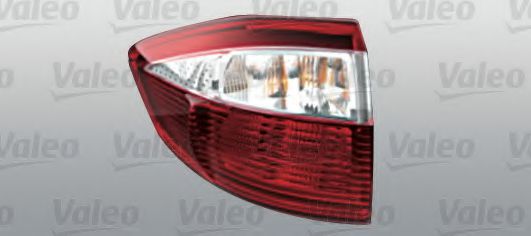 VALEO 044443 Задний фонарь для FORD C-MAX II (Форд С макс 2) VALEO 044443 Задний фонарь для FORD C-MAX II (Форд С макс 2)