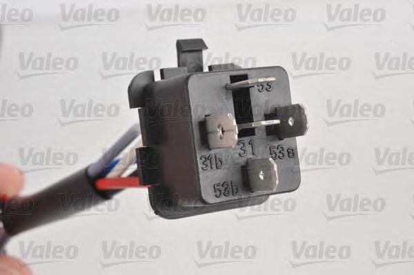 VALEO 579080 Двигатель стеклоочистителя для PEUGEOT 205 II (Пежо 205 2) VALEO 579080 Двигатель стеклоочистителя для PEUGEOT 205 II (Пежо 205 2)