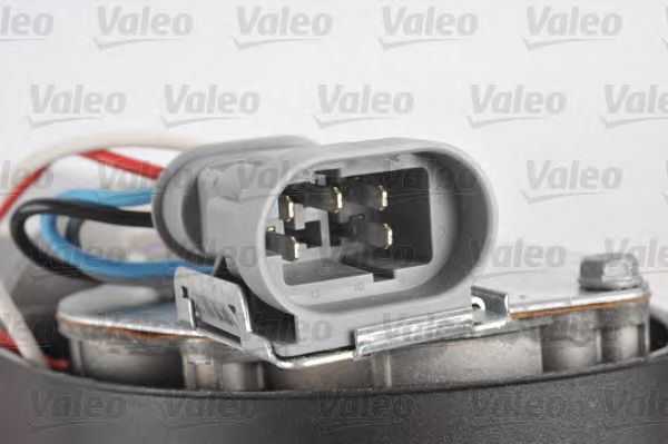 VALEO 579127 Двигатель стеклоочистителя для RENAULT CLIO I (Рено Cлио и) VALEO 579127 Двигатель стеклоочистителя для RENAULT CLIO I (Рено Cлио и)