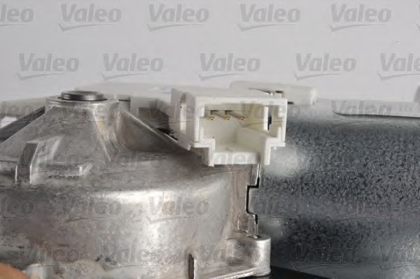 VALEO 579704 Двигатель стеклоочистителя для PEUGEOT 407 (Пежо 407) VALEO 579704 Двигатель стеклоочистителя для PEUGEOT 407 (Пежо 407)