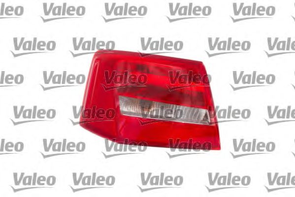 VALEO 044521 Задний фонарь для AUDI A6 (Ауди А6) VALEO 044521 Задний фонарь для AUDI A6 (Ауди А6)