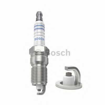 BOSCH 0 242 225 568 Свеча зажигания 