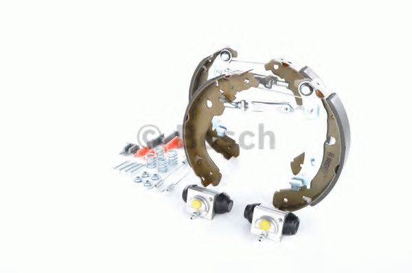 BOSCH 0 204 114 193 Тормозные колодоки задний мост для PEUGEOT 207 (Пежо 207) BOSCH 0 204 114 193 Тормозные колодоки задний мост для PEUGEOT 207 (Пежо 207)