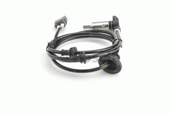 BOSCH 0 265 001 231 Датчик, частота вращения колеса передний мост для VOLVO 960 (Вольво 960) BOSCH 0 265 001 231 Датчик, частота вращения колеса передний мост для VOLVO 960 (Вольво 960)