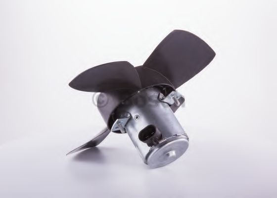BOSCH 9 130 451 171 Электродвигатель, вентилятор радиатора для автомобилей без кондиционера для CHEVROLET CORSA (Шевроле Cорса) BOSCH 9 130 451 171 Электродвигатель, вентилятор радиатора для автомобилей без кондиционера для CHEVROLET CORSA (Шевроле Cорса)