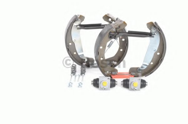 BOSCH 0 204 114 652 Тормозные колодоки для OPEL ASTRA H (Опель Астра н) BOSCH 0 204 114 652 Тормозные колодоки для OPEL ASTRA H (Опель Астра н)