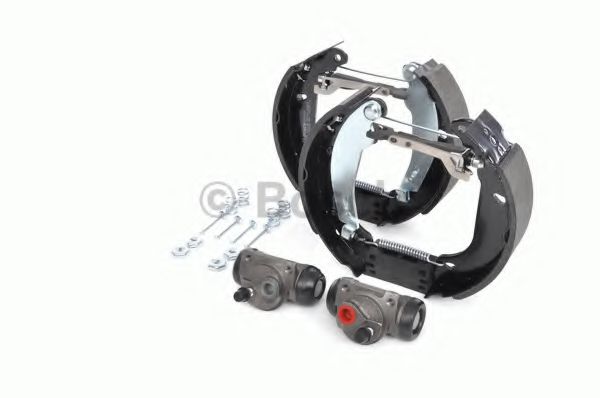 BOSCH 0 204 114 013 Тормозные колодоки для RENAULT 19 I (Рено 19 1) BOSCH 0 204 114 013 Тормозные колодоки для RENAULT 19 I (Рено 19 1)