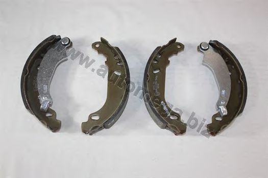 AUTOMEGA 3042410N1 Тормозные колодоки для PEUGEOT 206 (Пежо 206) AUTOMEGA 3042410N1 Тормозные колодоки для PEUGEOT 206 (Пежо 206)