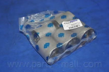 PARTS-MALL CB-H802 Втулка, рычаг колесной подвески 